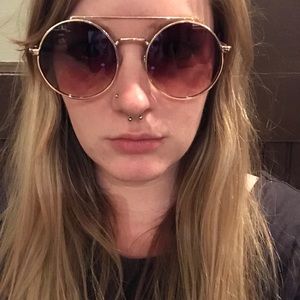 Meet your Posher, Rachel